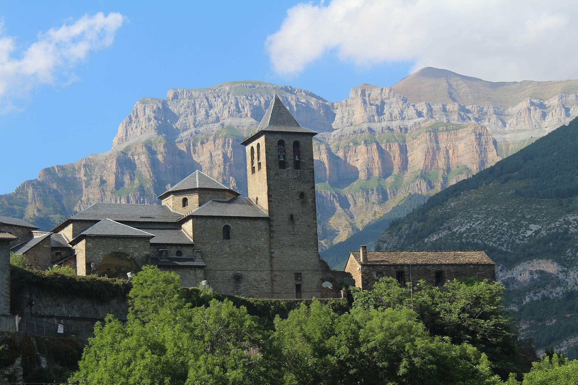 Huesca © Sonsoles Jiménez via Pixabay