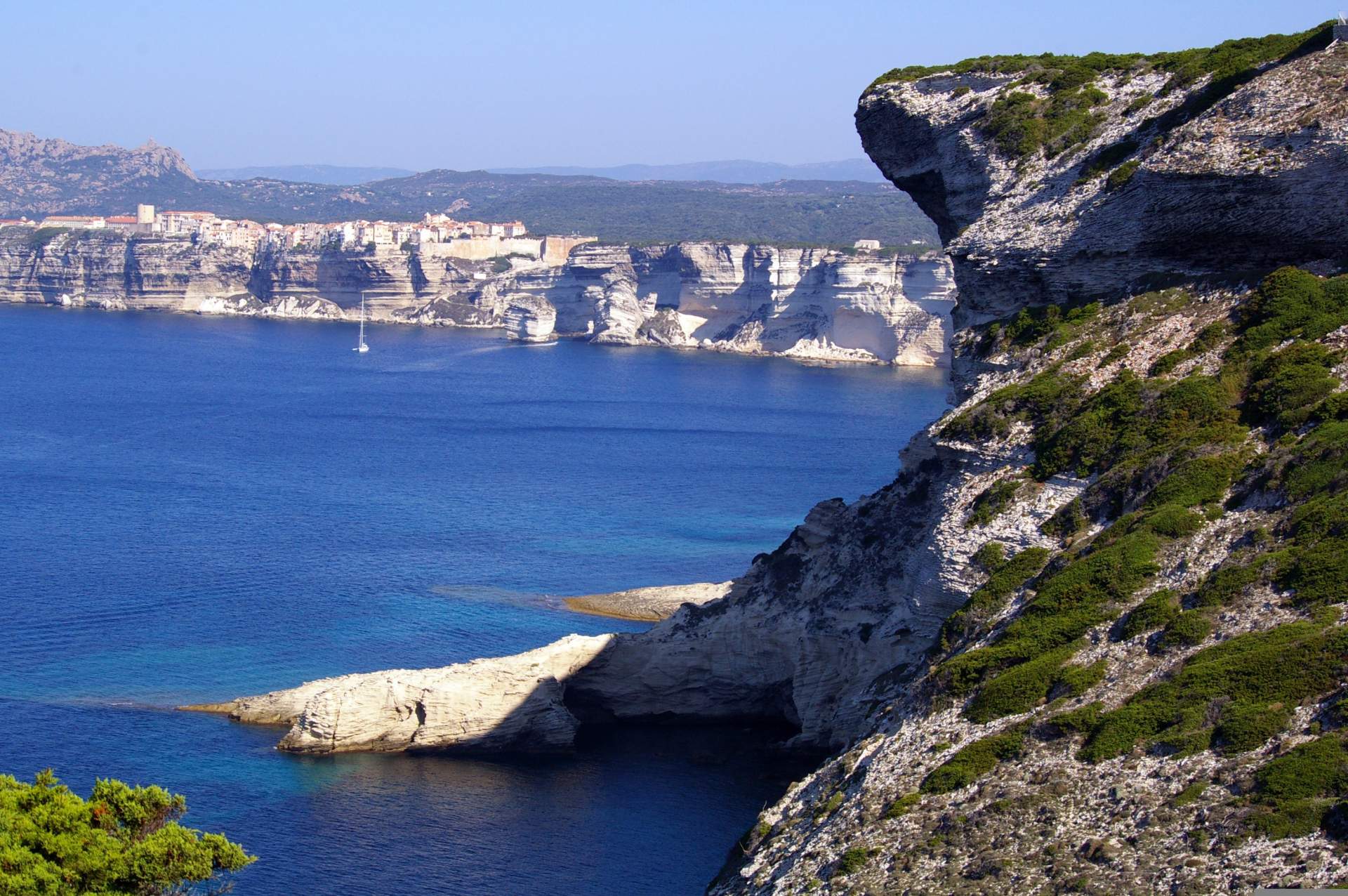 Cap Corse © David Julien via Pixabay